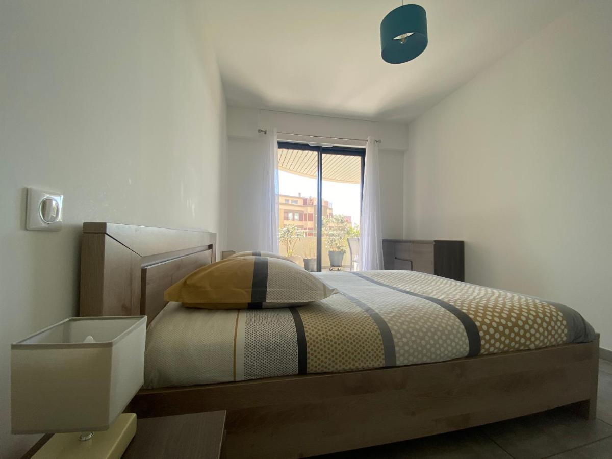 Appartement T2 de standing avec parking à 250 mètres de la plage, route des Sanguinaires, Ajaccio Ajaccio  Esterno foto